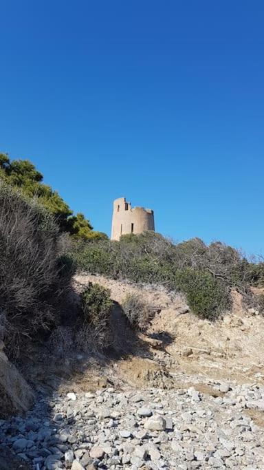 Villa 350 Mt Claudia Con Piscina Privata Tertenia