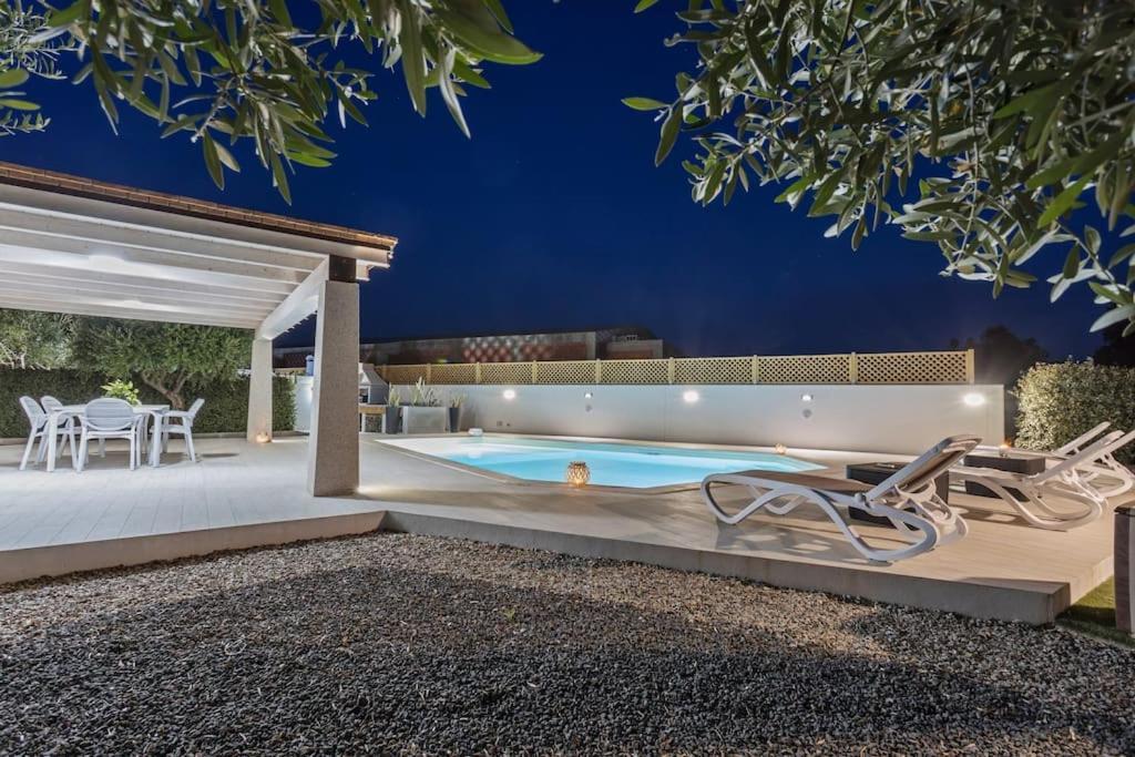 350 Mt Claudia Con Piscina Privata * Tertenia